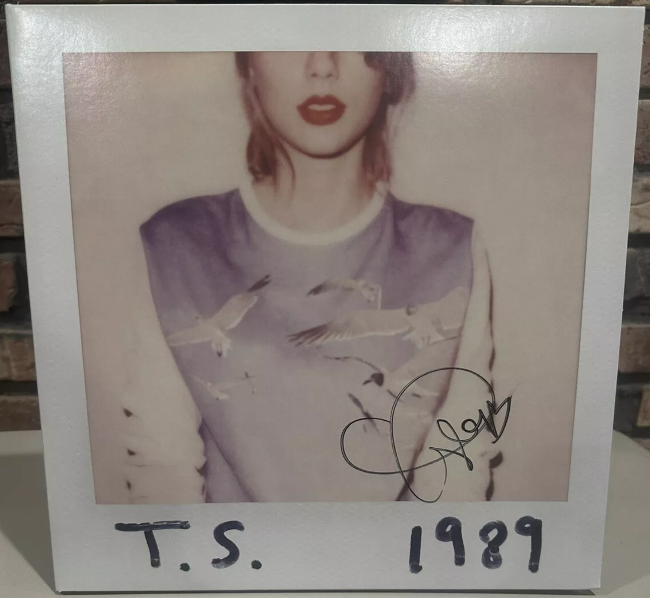 Taylor Swift 1989 Autographed Vinyl LP